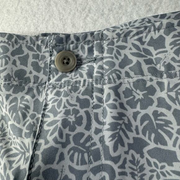Pro Tour Coolplay Golf Shorts 36 light gray with dark gray floral print - Picture 1 of 9